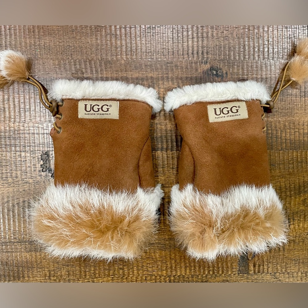 Ugg Auzland Sheepskin Fingerless Gloves